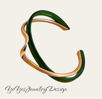 Simple Twisted Pattern Metal Open Bracelet-Bangle. - YeYesJewelryDesign