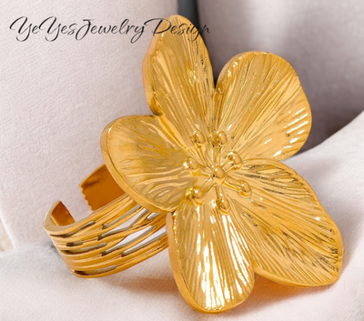 Waterproof 18k Gold-Plated Stainless-Steel Flower Adjustable Ring. - YeYesJewelryDesign