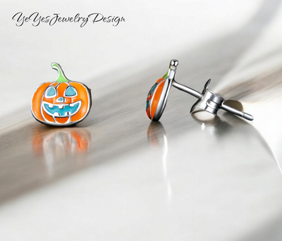 925 Sterling Silver Glow in the Dark Stud Tiny Earrings. - YeYesJewelryDesign