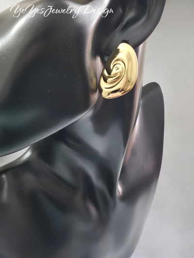 Stainless Steel Threaded Shell 18K PVD Stud Earrings Waterproof and Hypoallergenic. - YeYesJewelryDesign