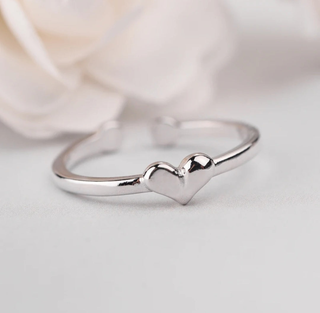 925 Sterling Silver Black and Silver color Adjustable Heart Ring. - YeYesJewelryDesign