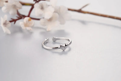 925 Sterling Silver Black and Silver color Adjustable Heart Ring. - YeYesJewelryDesign
