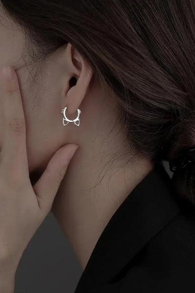 Exquisite 925 Sterling Silver Cat Hoop Earrings. - YeYesJewelryDesign