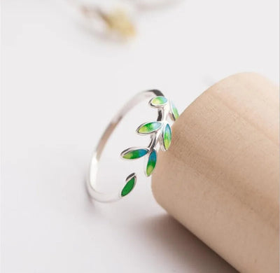 Adjustable 925 Sterling Silver Green Leaves Ring - YeYesJewelryDesign