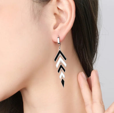 Chic 925 Sterling Silver Black/White Arrow Long Tassel Hoop Earrings. - YeYesJewelryDesign