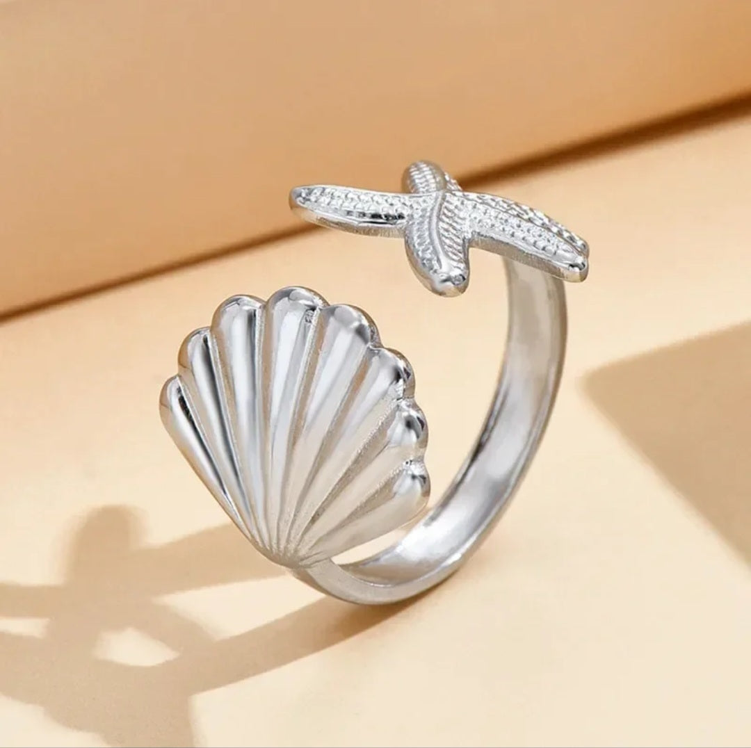 Stainless Steel Waterproof 18K Gold Plated Open Starfish and Seashell Ring. - YeYesJewelryDesign