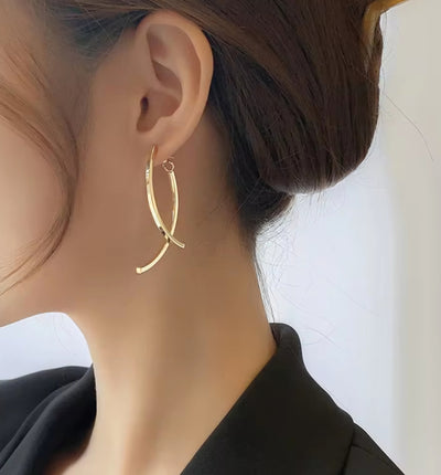Stainless-Steel Fashion Big Curve Shape Earrings. - YeYesJewelryDesign