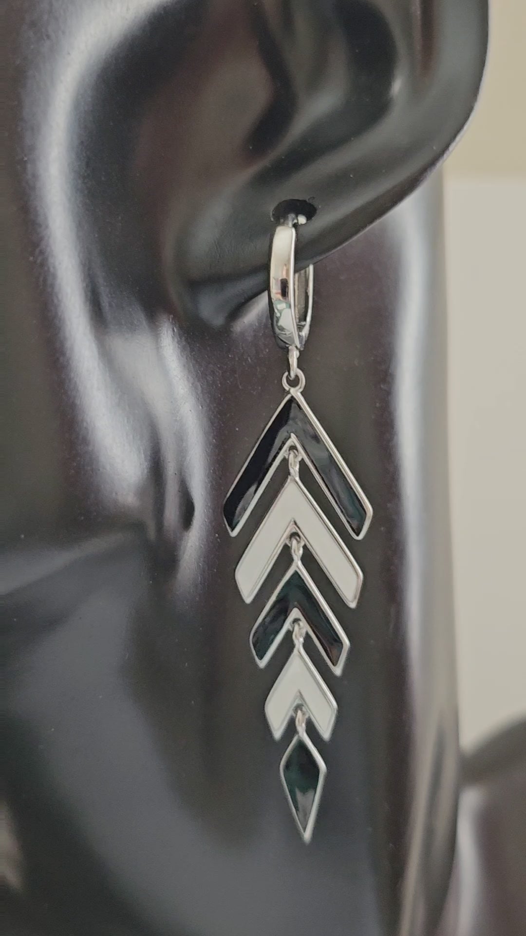 Chic 925 Sterling Silver Black/White Arrow Long Tassel Hoop Earrings.