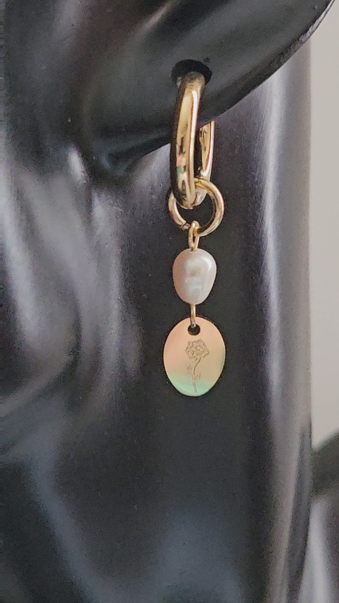 Stainless Steel Natural Pearl Charm Flower Drop Chic Earrings.