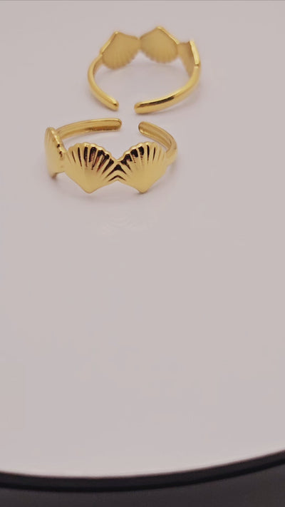 Gold Plated Waterproof Seashell Ring | Hypoallergenic Design