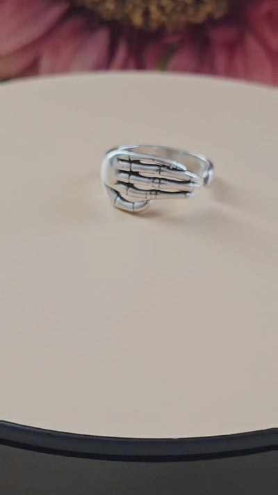 925 Sterling Silver Skeleton Open Hand Ring.